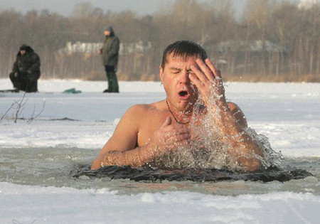 冬季游泳的好处与坏处(2)