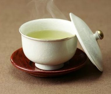 炎热夏季喝什么茶好 绿茶清热祛火解暑