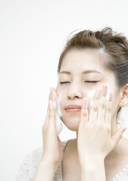 皮肤如何抗皱 教你神奇的洗脸抗皱方法