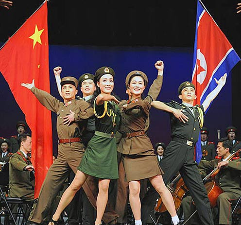 朝鲜海军文工团曝光 女兵穿制服载歌载舞貌美如花(7)