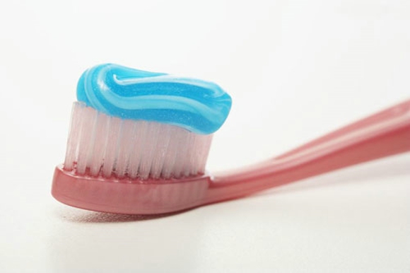 含氟牙膏会致癌吗 健康牙膏怎么选