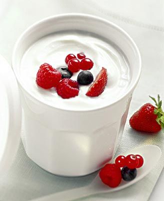 何时喝酸奶最能补钙？