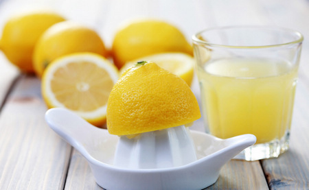 柠檬水哪些鲜为人知的妙用