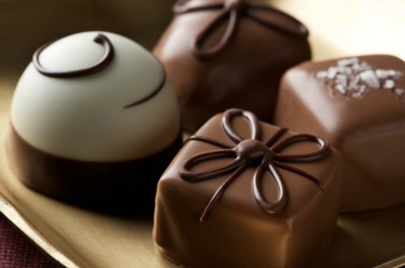 七夕礼物巧克力受欢迎 了解吃巧克力的好处和最佳时间
