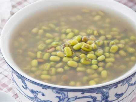 绿豆汤要熬多久才好 绿豆汤的做法