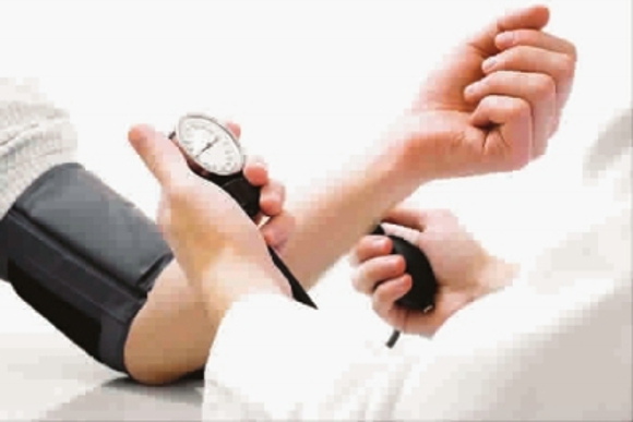 血压高按摩什么穴位 了解中医降血压的秘方有哪些