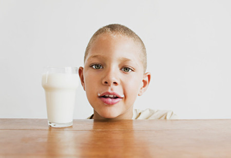 牛奶有助于长高吗 牛奶的好处