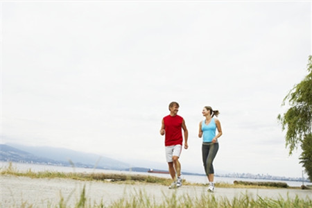 怎样慢跑才能减肥 慢跑有什么好处