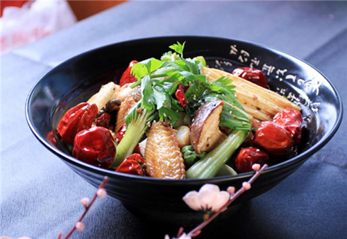 麻辣香锅的制作方法 四川最有味的小吃