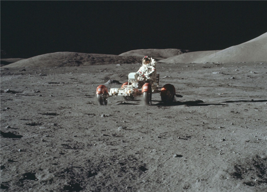 美国阿波罗登月计划 神奇的月球表面之谜