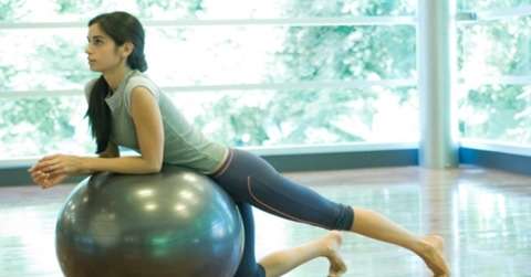 孕妇多少周坐瑜伽球