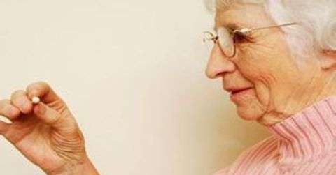中老年妇女每天钙摄入多少