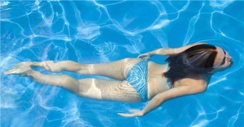 女性天天游泳有害处吗