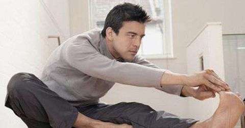 男人怎么练瑜伽