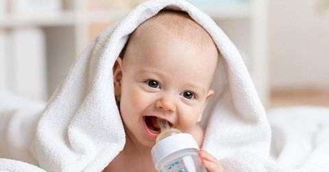 新生儿喝水用多大的奶瓶