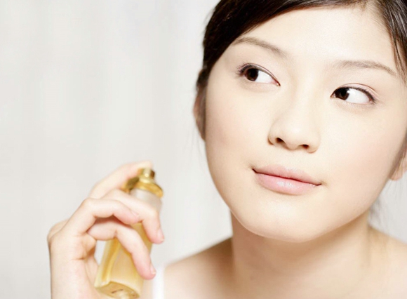 冬季护肤常识 4个方法拯救干燥肌肤