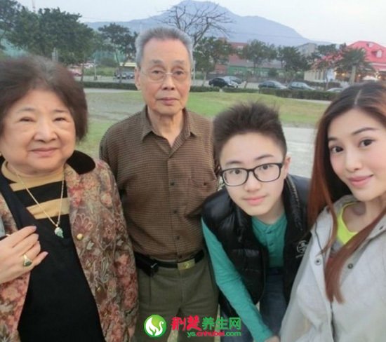 台湾41岁女星吴玟萱逆生长 与儿子合影似姐弟(21)