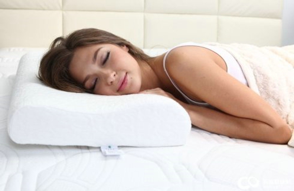 睡觉流口水是什么原因 脾虚睡姿不当都可导致