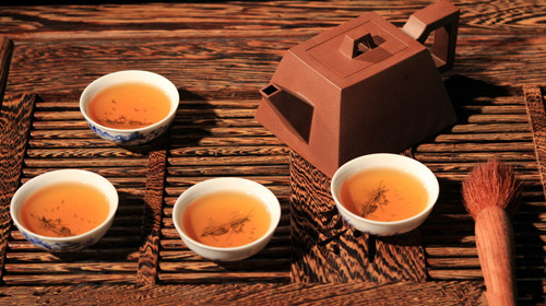 杜仲茶怎么喝：杜仲茶正确的喝法