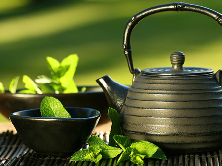 每天饮用冰绿茶 一年可增重9公斤