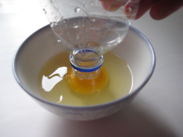 蛋清蛋黄巧分离
