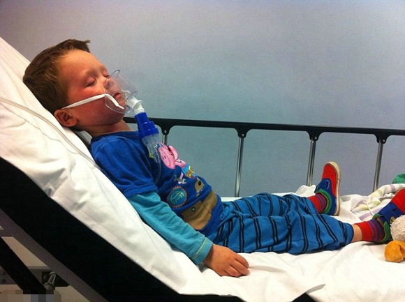 5岁男孩严重过敏许愿求死 了解湿疹过敏的症状