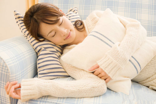 落枕怎么办 3个方法迅速缓解睡觉落枕