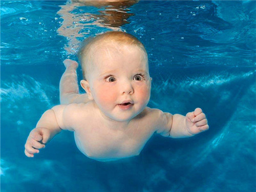 婴儿游泳脖圈是否安全
