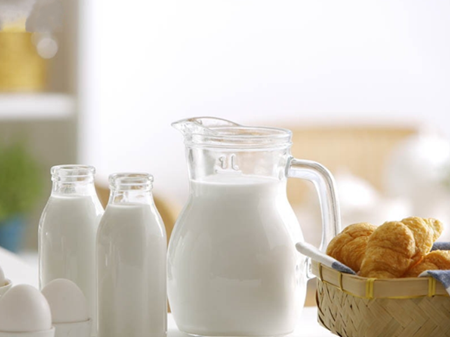 牛奶越浓越营养吗 人们对牛奶都有哪些错误认识