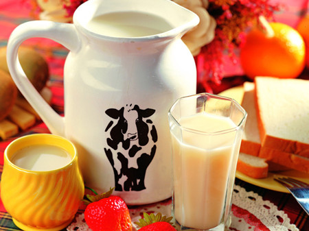 牛奶能不能空腹喝 牛奶的正确喝法(2)