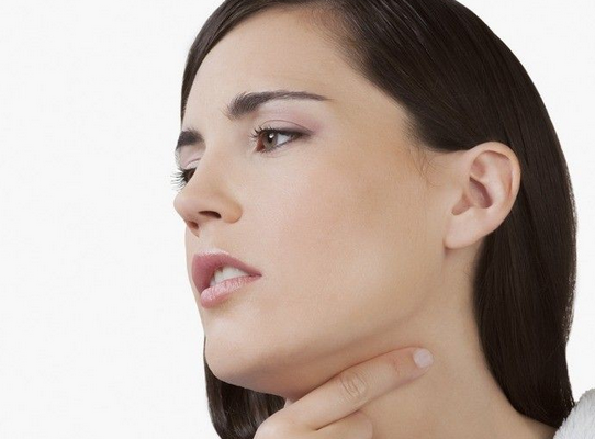 支气管炎的症状 反复咳嗽可能会引发