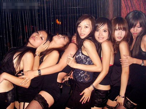 酒吧夜场坐台的大部分竟然是女大学生(5)