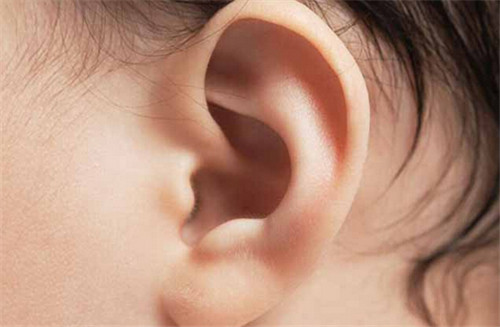 耳鸣是什么原因引起的 耳鸣可能是潜伏疾病信号(2)
