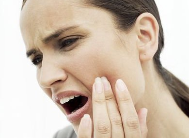 口腔溃疡的治疗方法 小偏方大作用(2)
