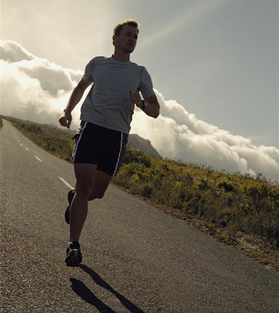 每天慢跑三十分钟 减少患大肠癌几率
