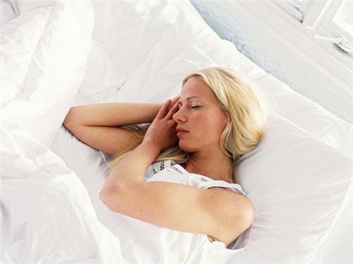 失眠最好的治疗方法 睡前别犯这十大忌(2)