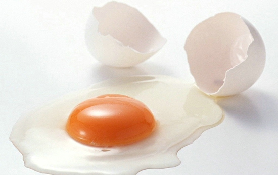 买柴鸡蛋吃起来像橡皮筋 三大鸡蛋常识你知道吗