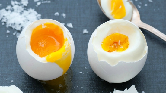 买柴鸡蛋吃起来像橡皮筋 三大鸡蛋常识你知道吗