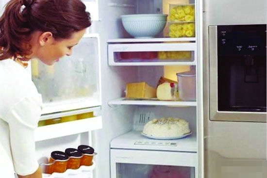 清洗冰箱小妙招 七个省时省力的居家清洁技巧