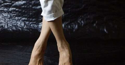 矫正腿型的骨盆操