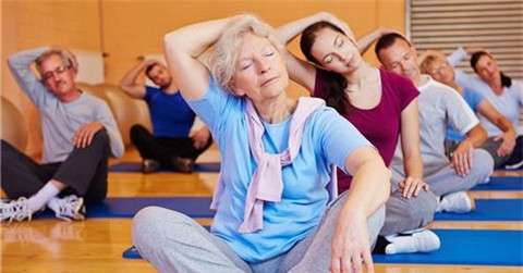 55岁以上的女人练瑜伽的好处